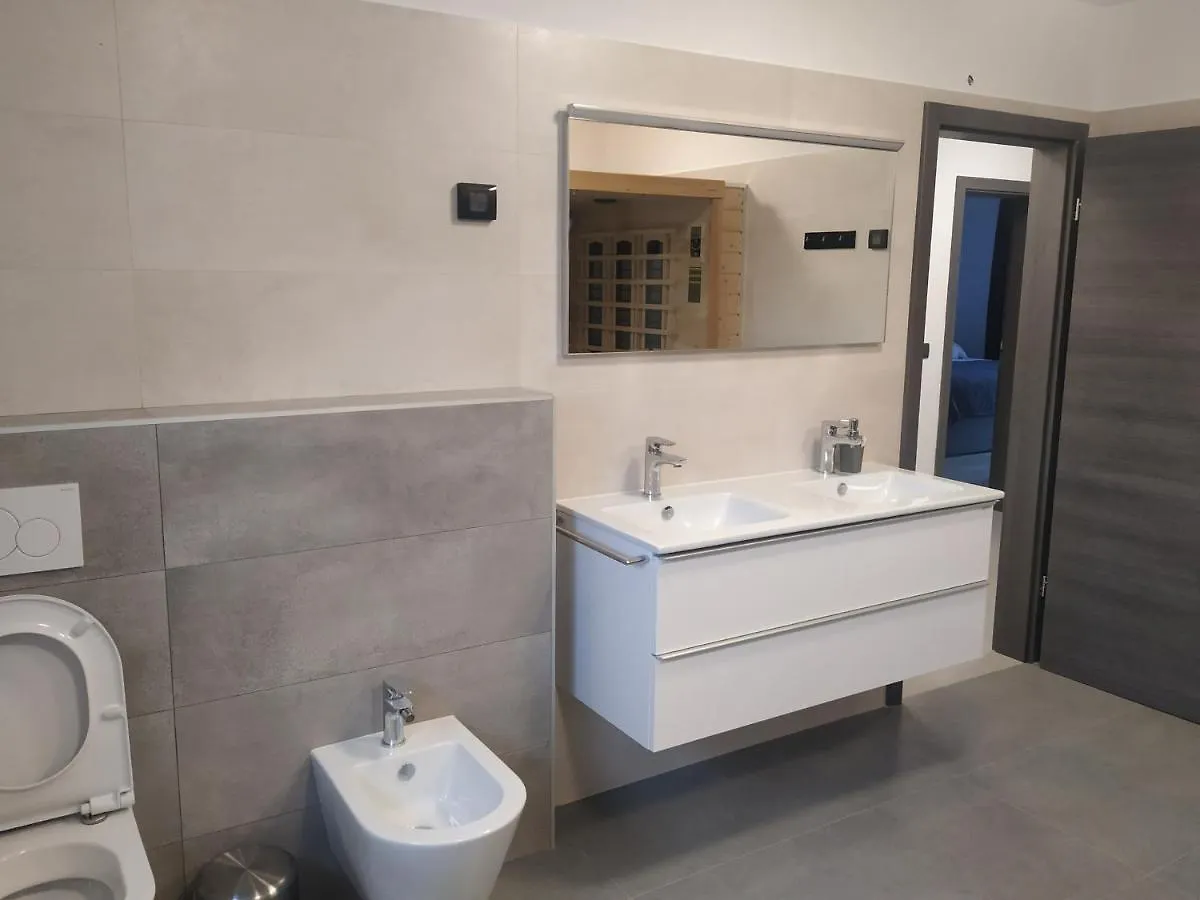 Villa Grande T&D Pula 0*,  Croatia